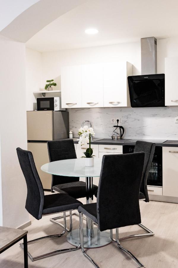 Apartmani Park Maksimir-Rebro Zagreb Eksteriør bilde